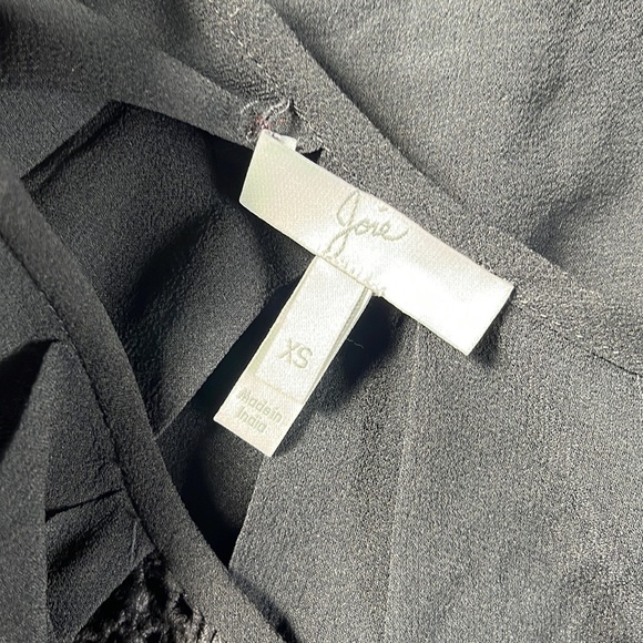 Joie Silk Black Pleated Blouse with Short Sleeves - Picture 9 of 12